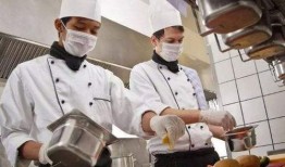 滨湖餐厅厨师爆料视频曝光,揭秘后厨黑幕与食品安全问题